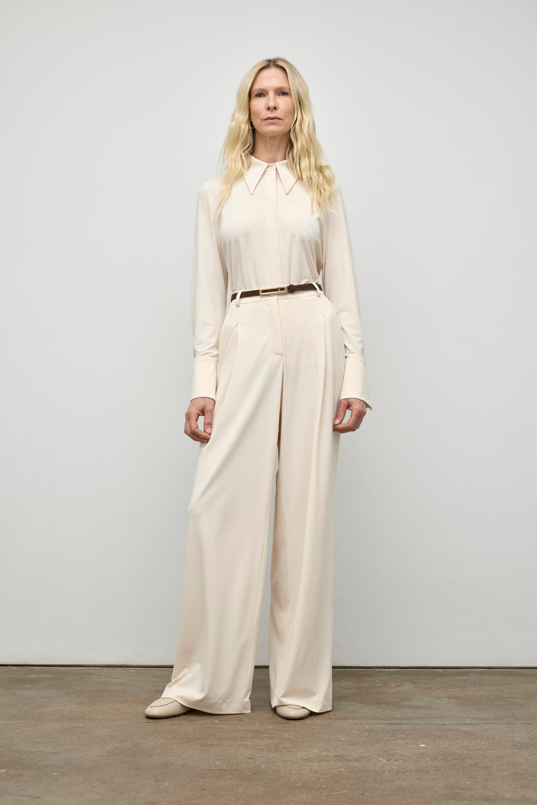 Matte jersey pleated pant