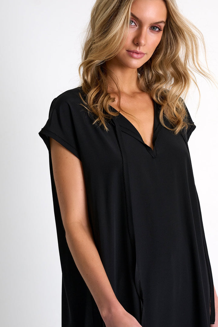 Silk Dress With Boat Neckline 02 / 800 Black