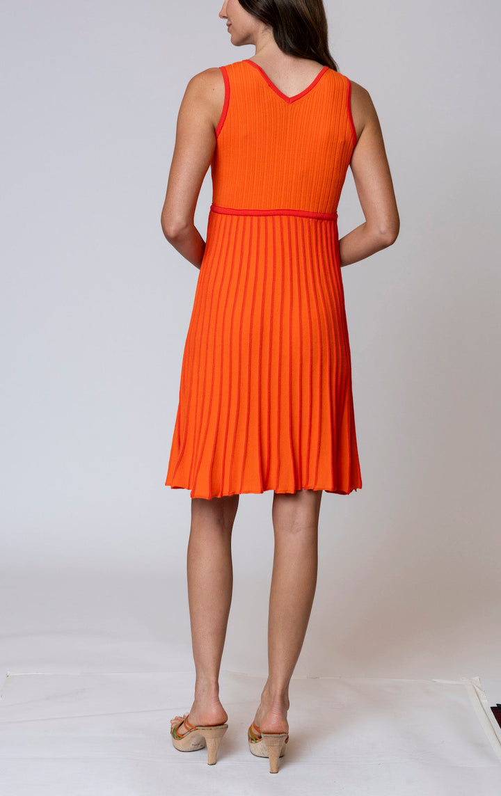 Lana Pleated Sleeveless Dress / Orange/Bright Orange