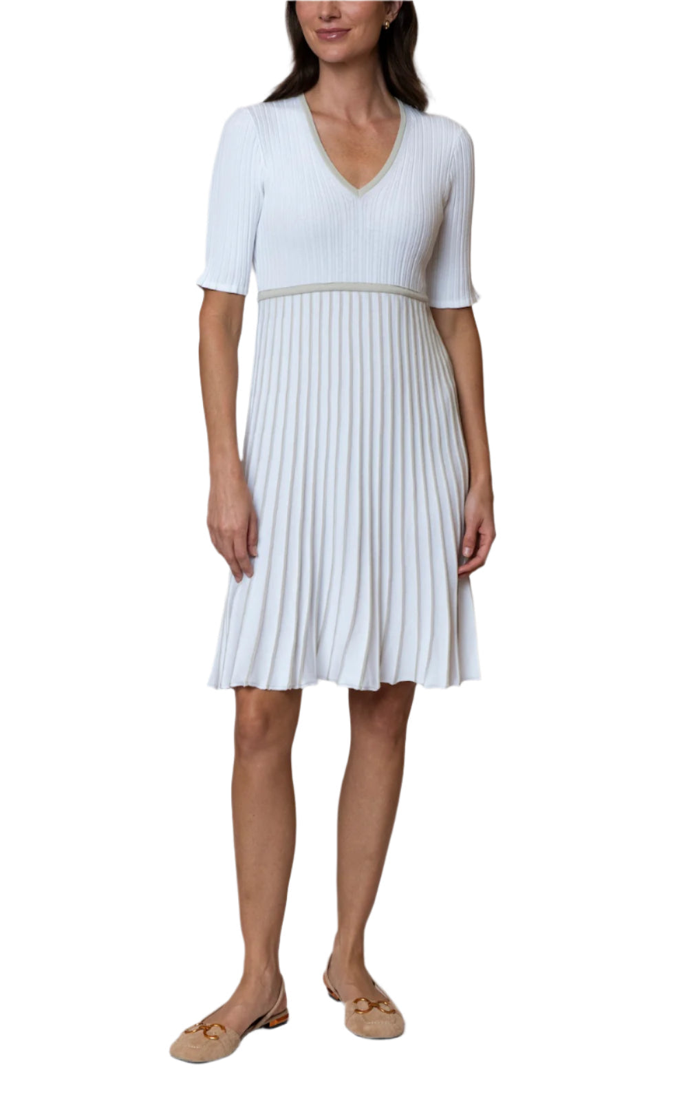 Lara Pleated Short Sleeved Dress / White/Beige