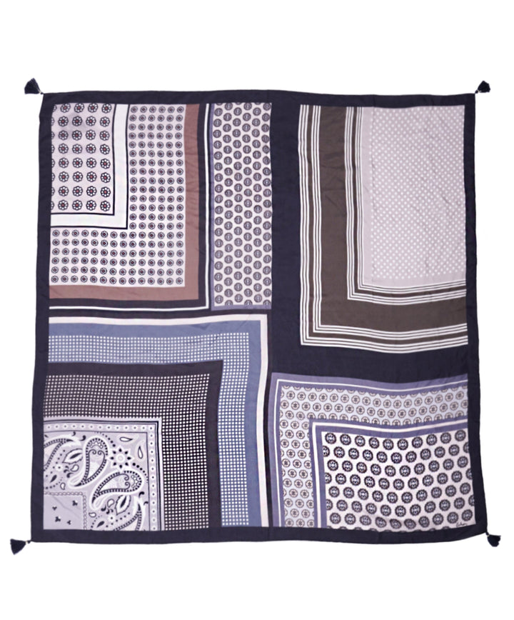 Foulard Patch Tassel Square in color Black