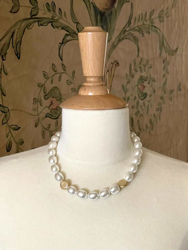 Mother of Pearl Pearls With Matte Gold Flat Bead Necklace