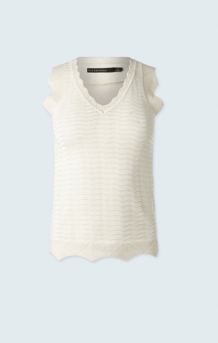 Scallop sleeve and hem knit top