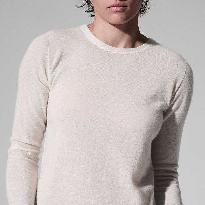 100% Machine Washable Cashmere Long Sleeve Crewneck - CREW L/S - Majestic Filatures North America