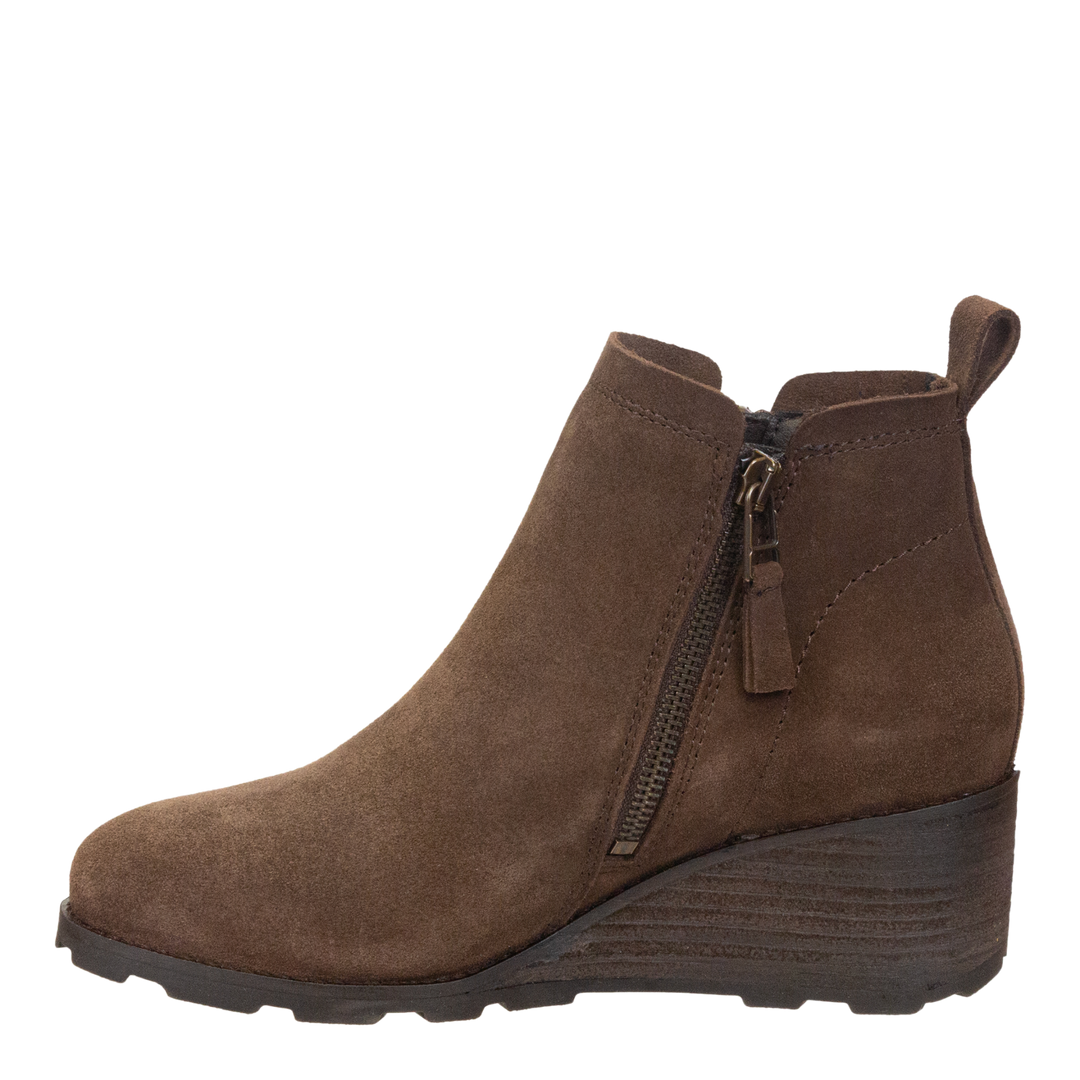 OTBT - STORY in BROWN Wedge Ankle Boots