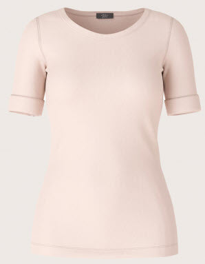 Betsy's Studio Round-collar shirt with short sleeves