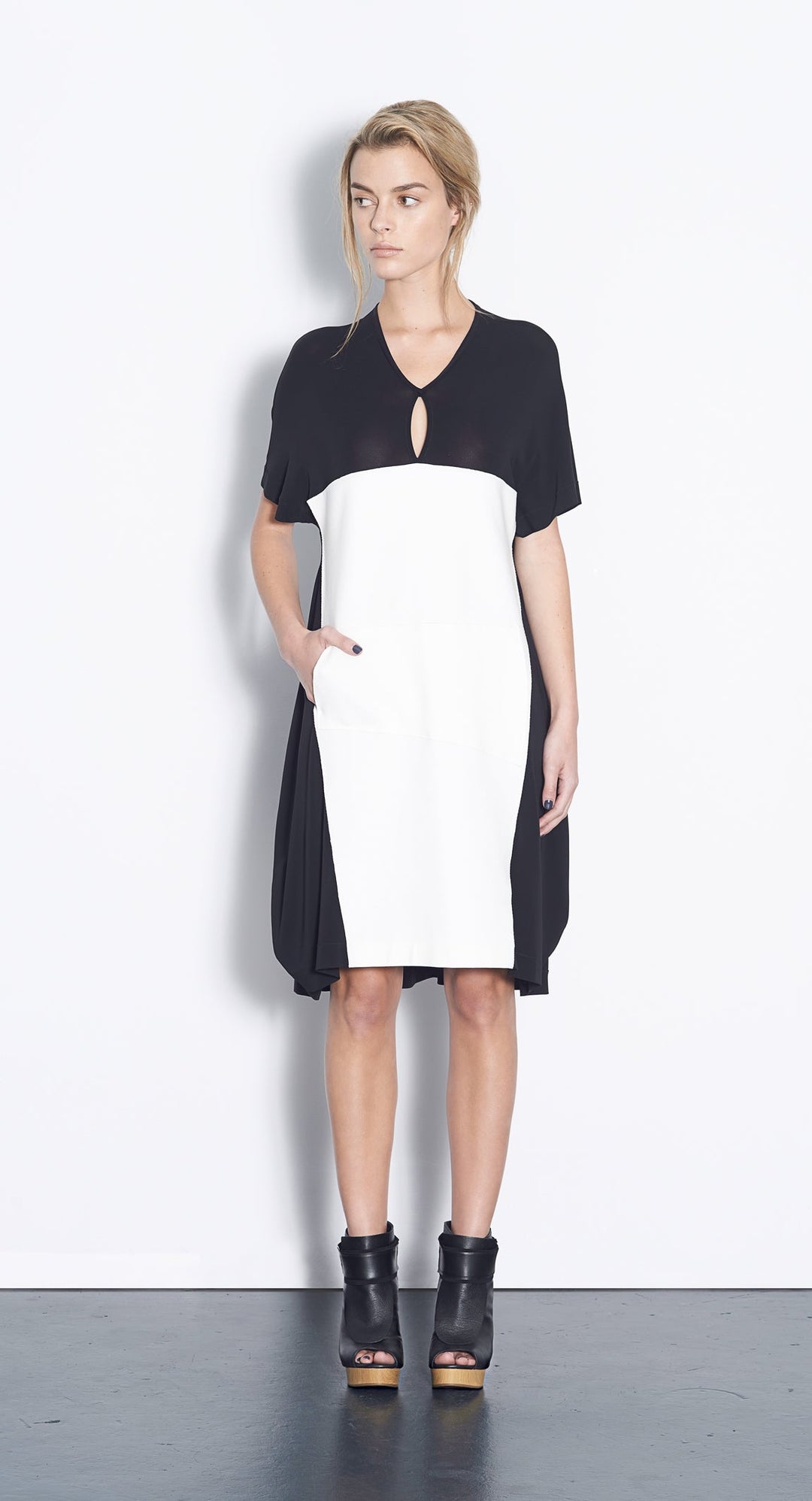 Robe Gerona | Black