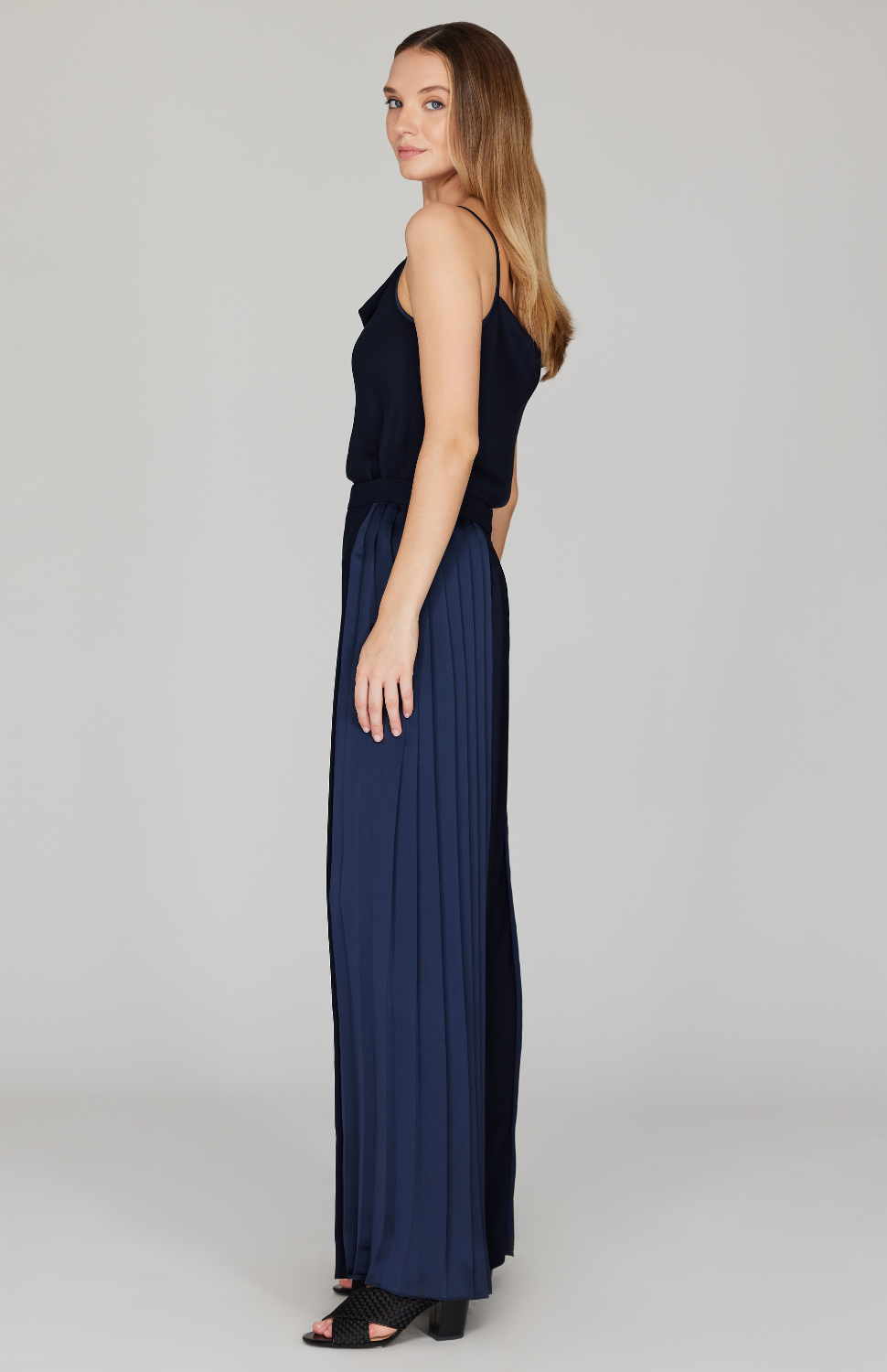 Wide Leg Pant w/ Side Pleat