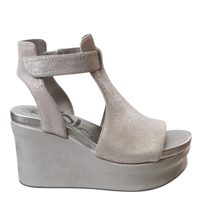 OTBT - MOJO in SILVER Wedge Sandals